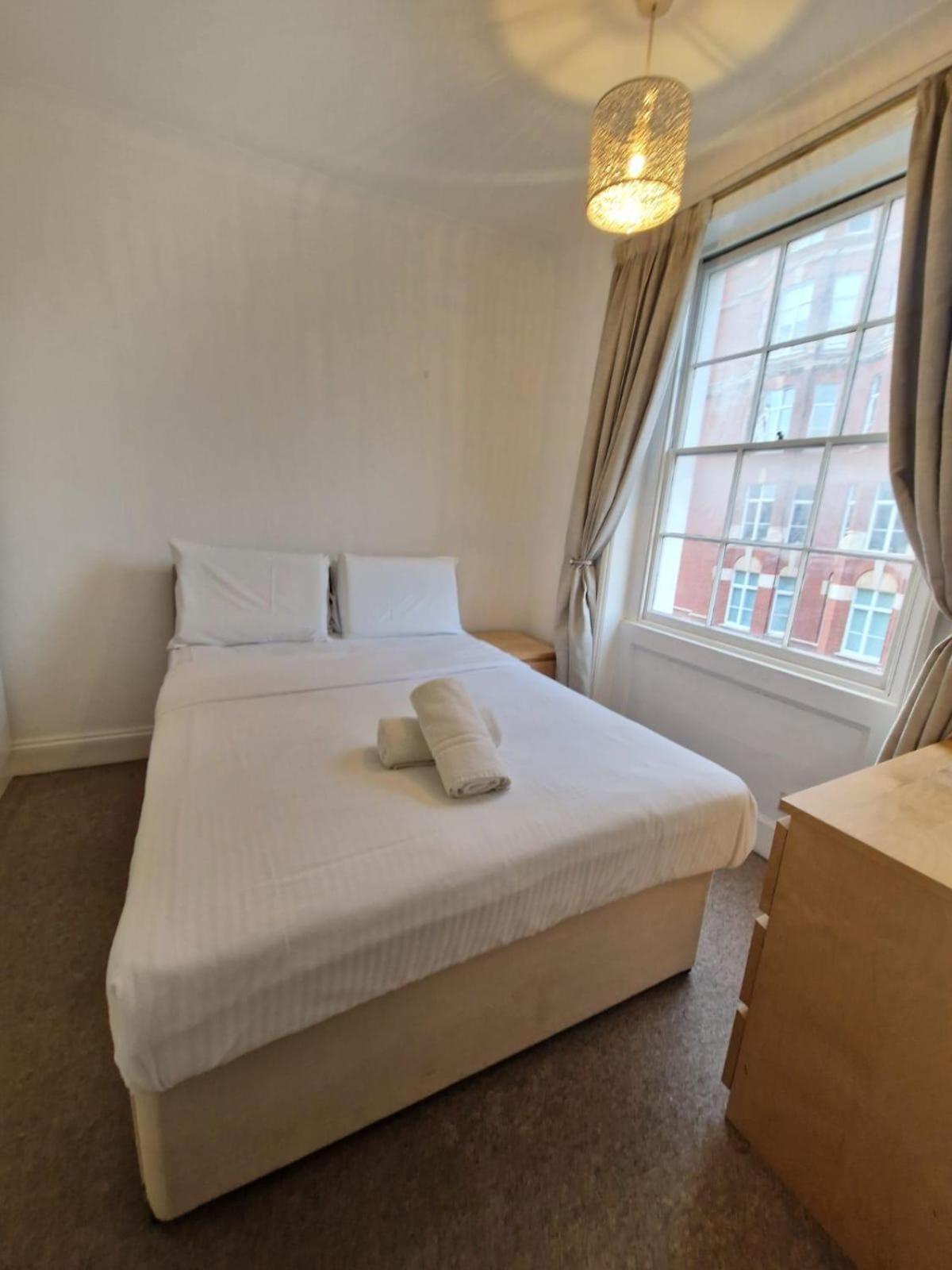 Baker Central Apartments London Room photo