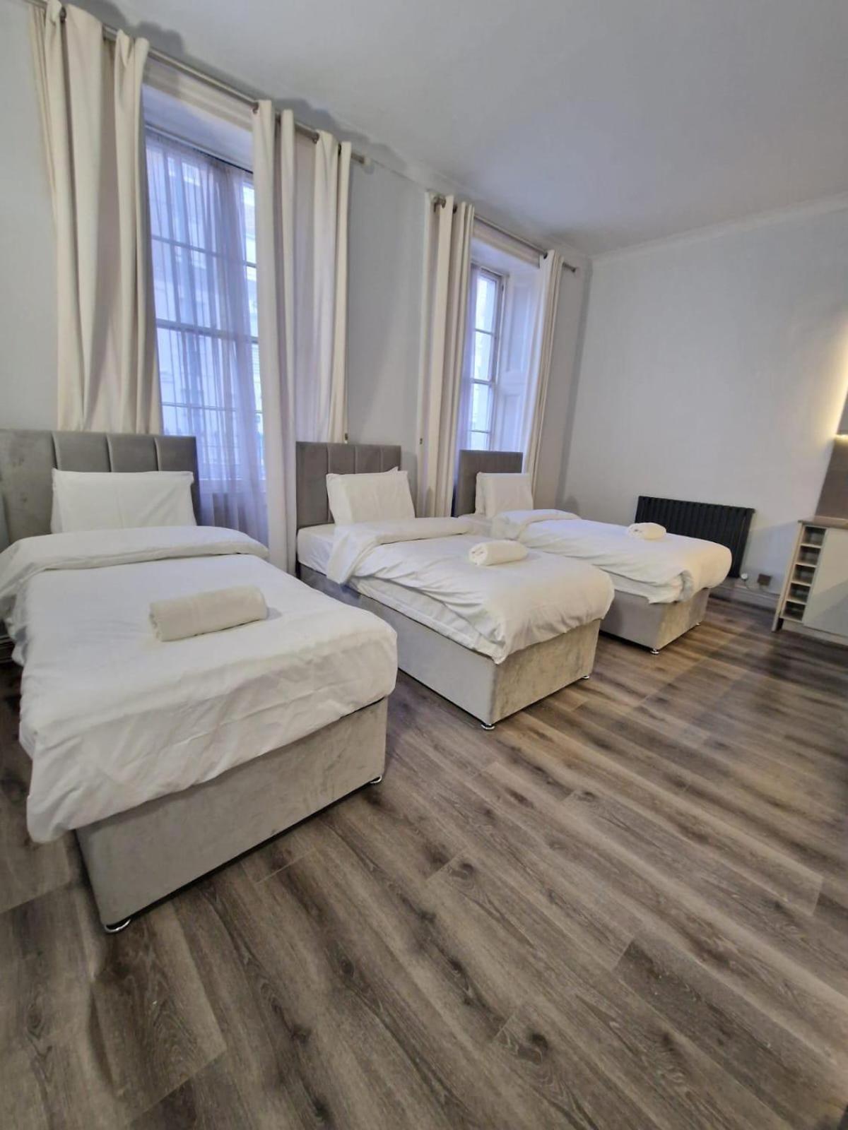 Baker Central Apartments London Room photo